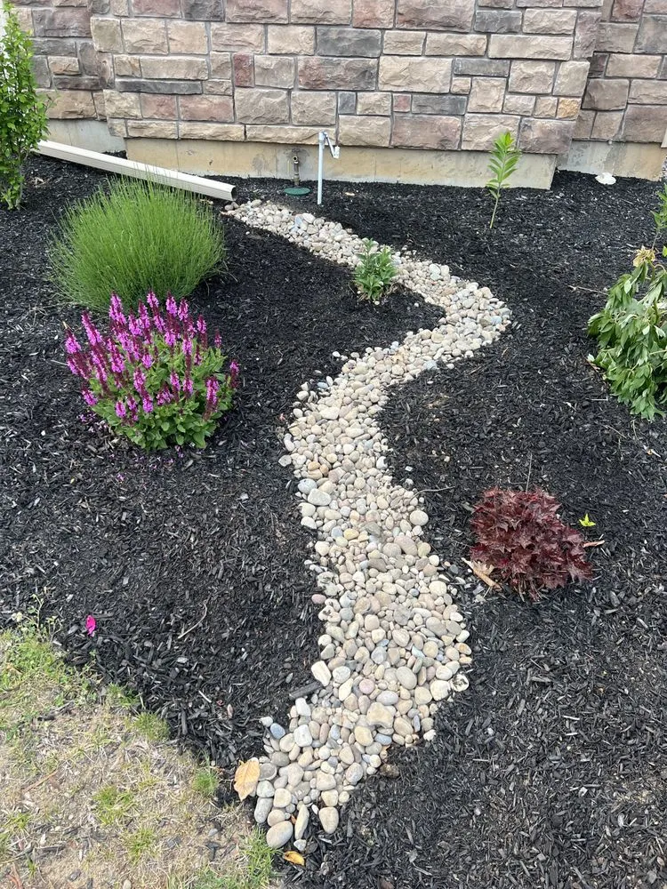 Reliable garden landscaping experts serving Amsterdam, NY - Streetwise Care