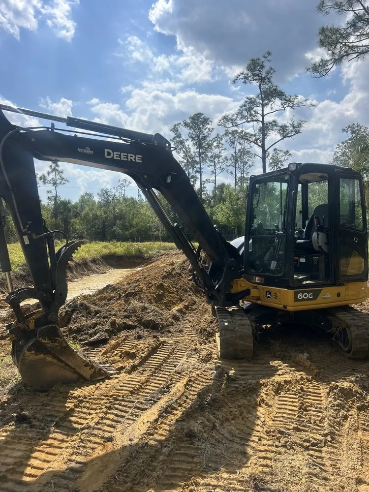 Expert lawn care service experts serving Naples, FL - Strickland Site Management