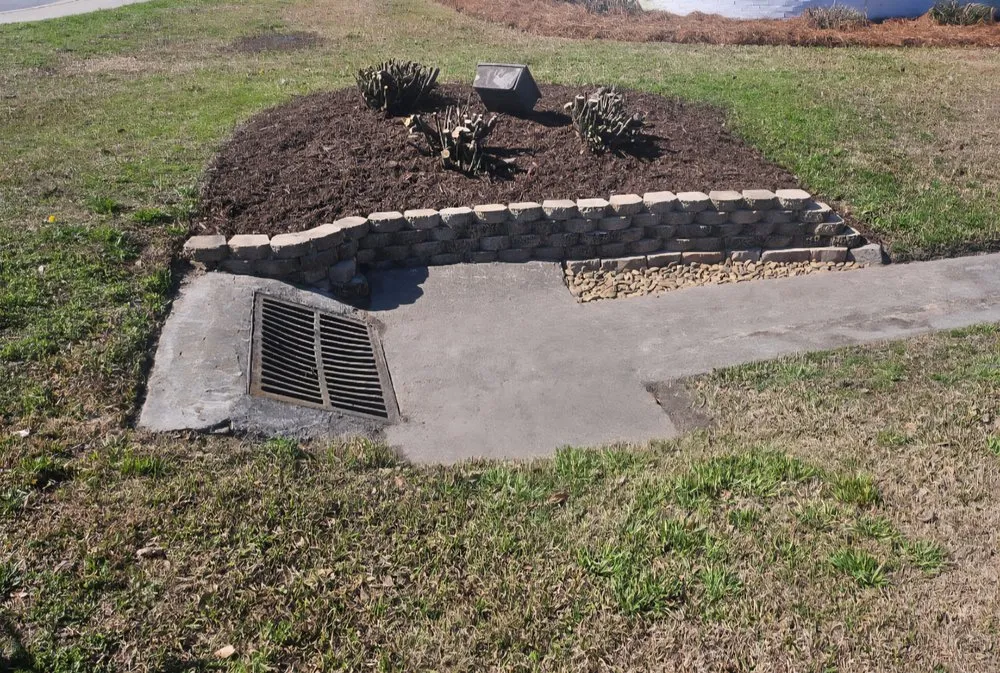 Reliable landscape installation in New Bern, NC by String Trimmers