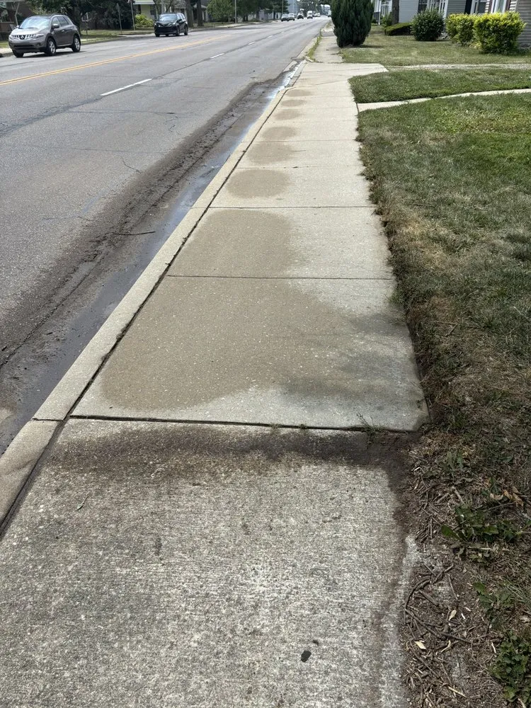 Custom yard cleanup service in Columbus, IN - Stripers Lawn And Landscape