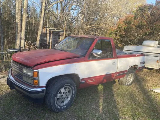 Stripes Lawn Care Logo