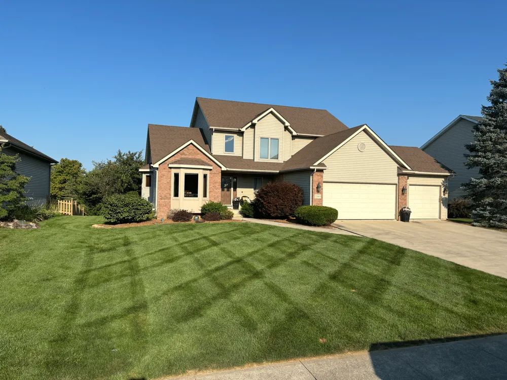 Local yard cleanup service experts serving Fort Wayne, IN - Stripes Lawn Services