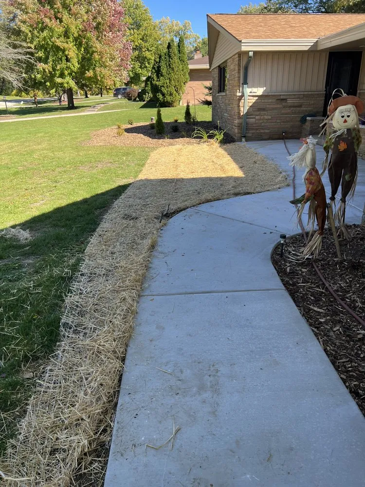 Top-rated lawn care service in Wauwatosa, WI - Strong Arm Services