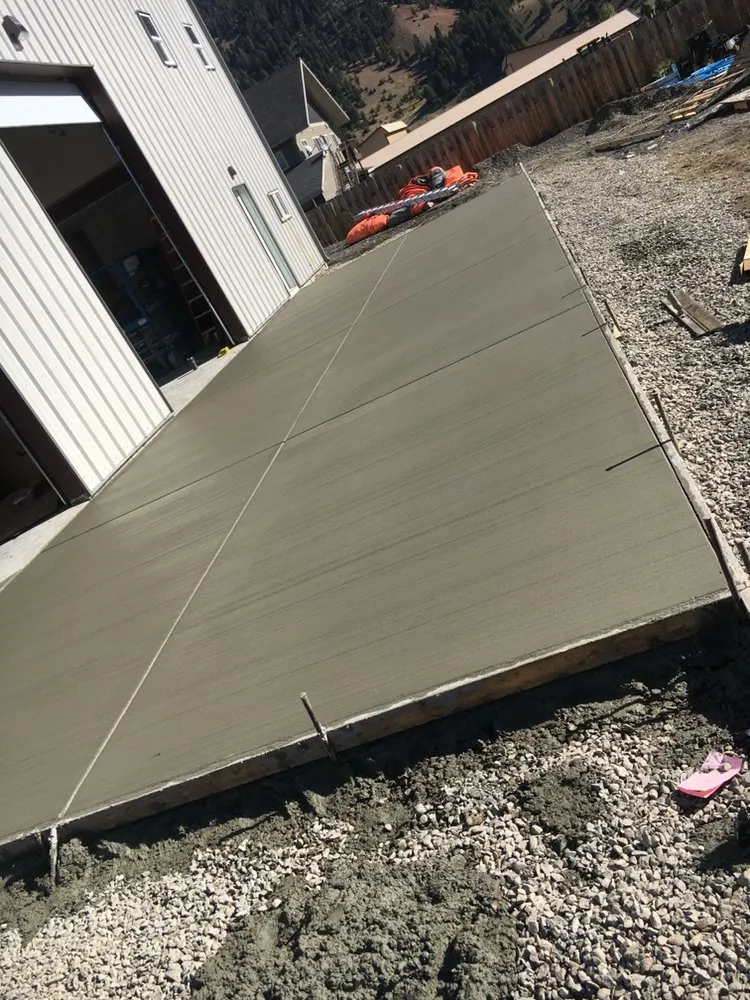 Expert outdoor landscaping in Bozeman, MT by Strong Brothers Construction