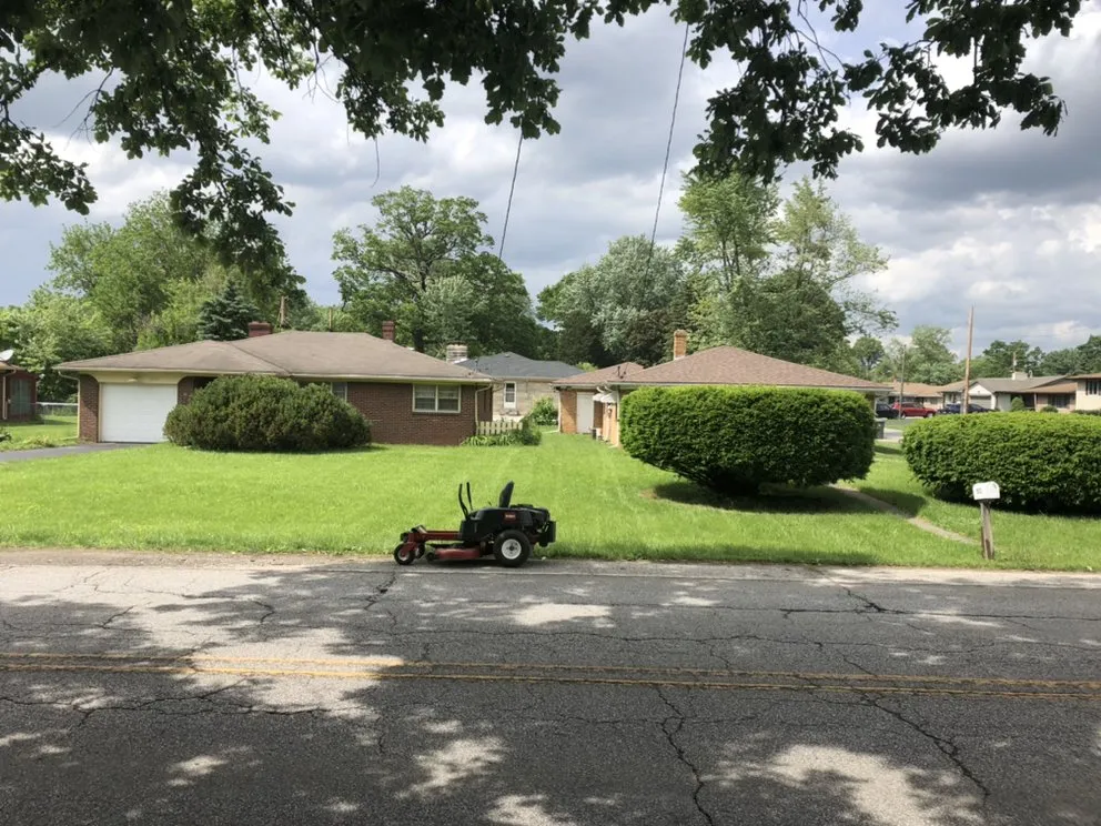 Trusted yard cleanup service in Indianapolis, IN by Strong Hands Services Lawn Care & Removal Enterprise