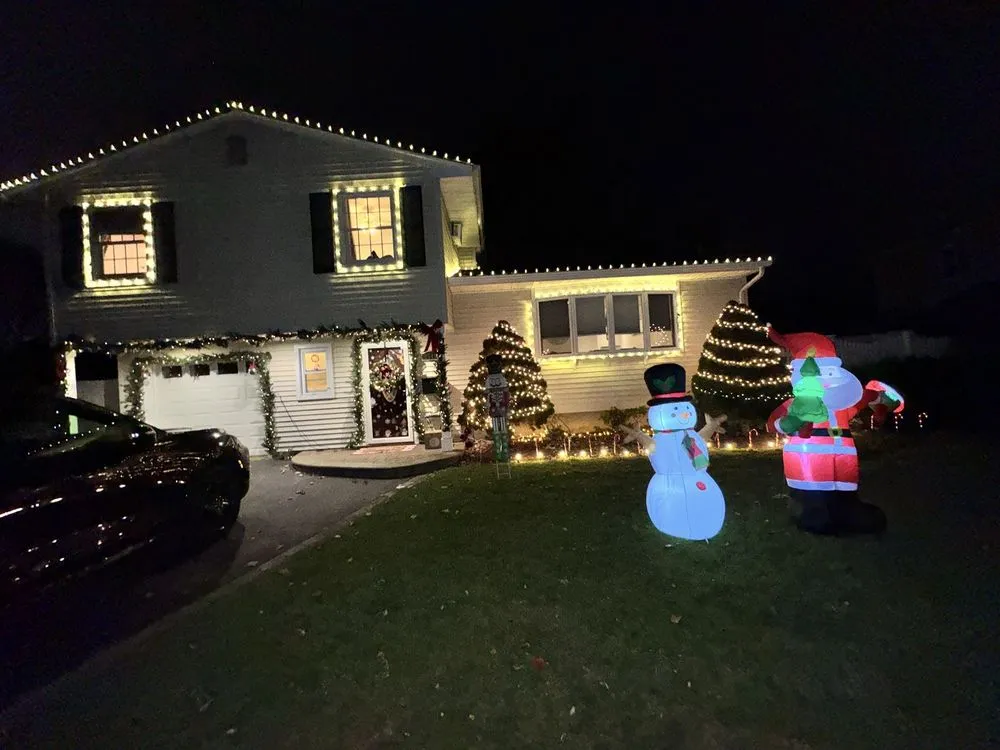 Top-rated residential landscaping in West Hempstead, NY by Strong Island Property Services