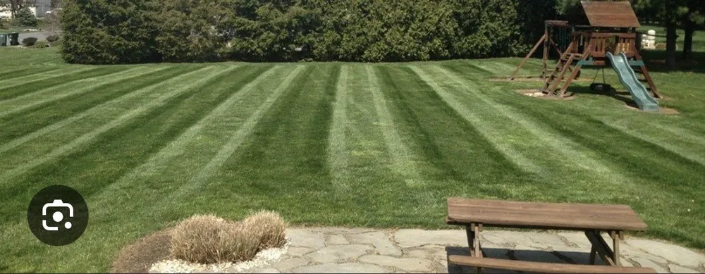 Local garden landscaping experts serving Columbus, OH - Strong Lawn Care