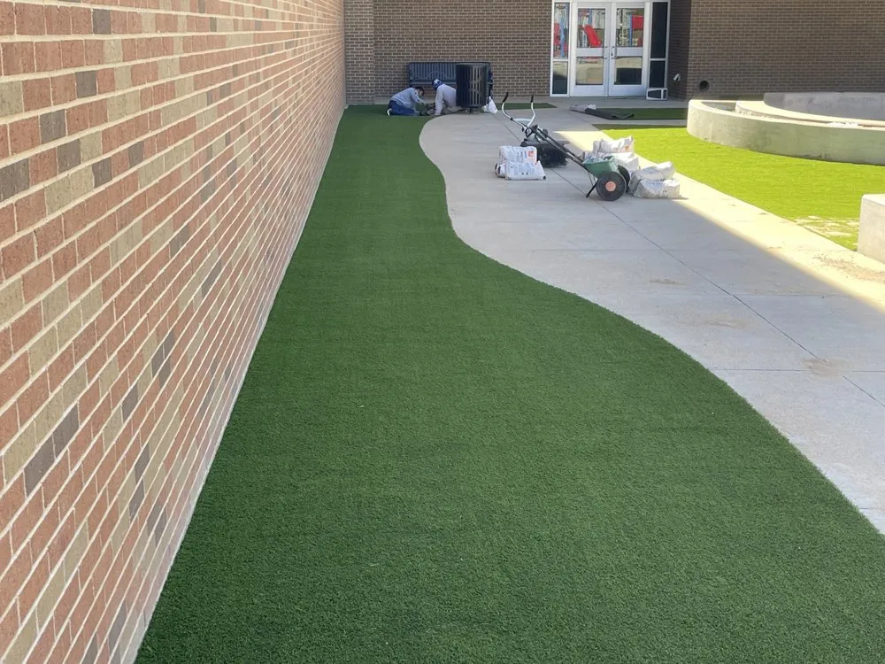 Reliable yard maintenance in Forney, TX - Strong Roots Landscaping