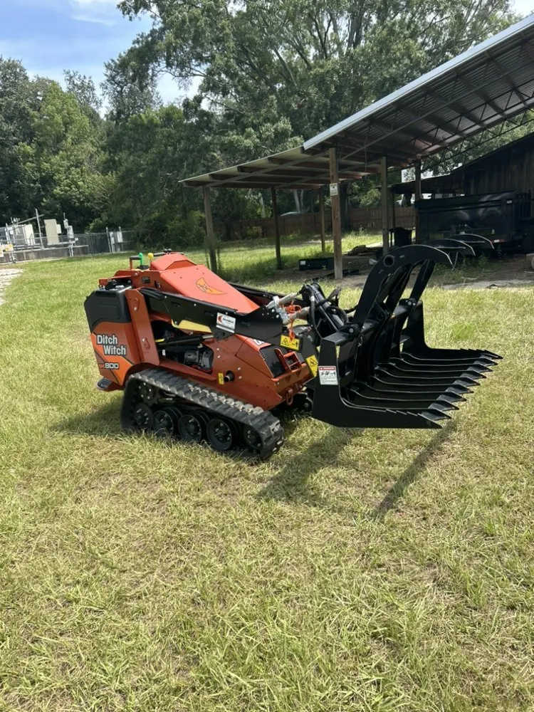 Local yard maintenance in Daphne, AL - Strongback Services