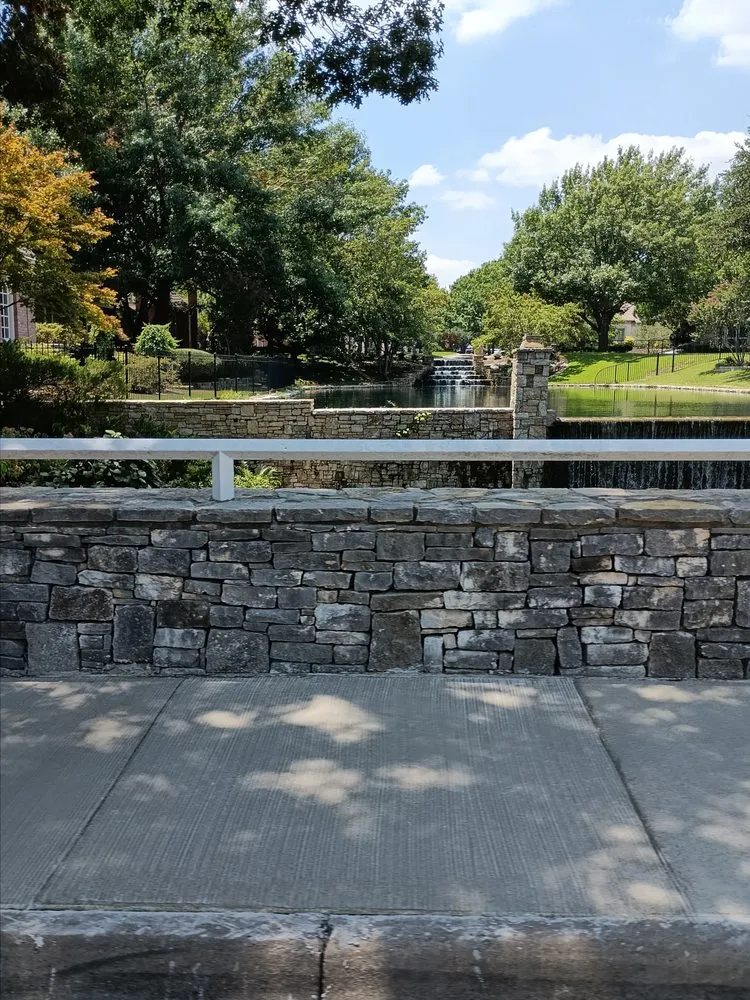 Reliable yard maintenance in Dallas, TX - Strongman construction