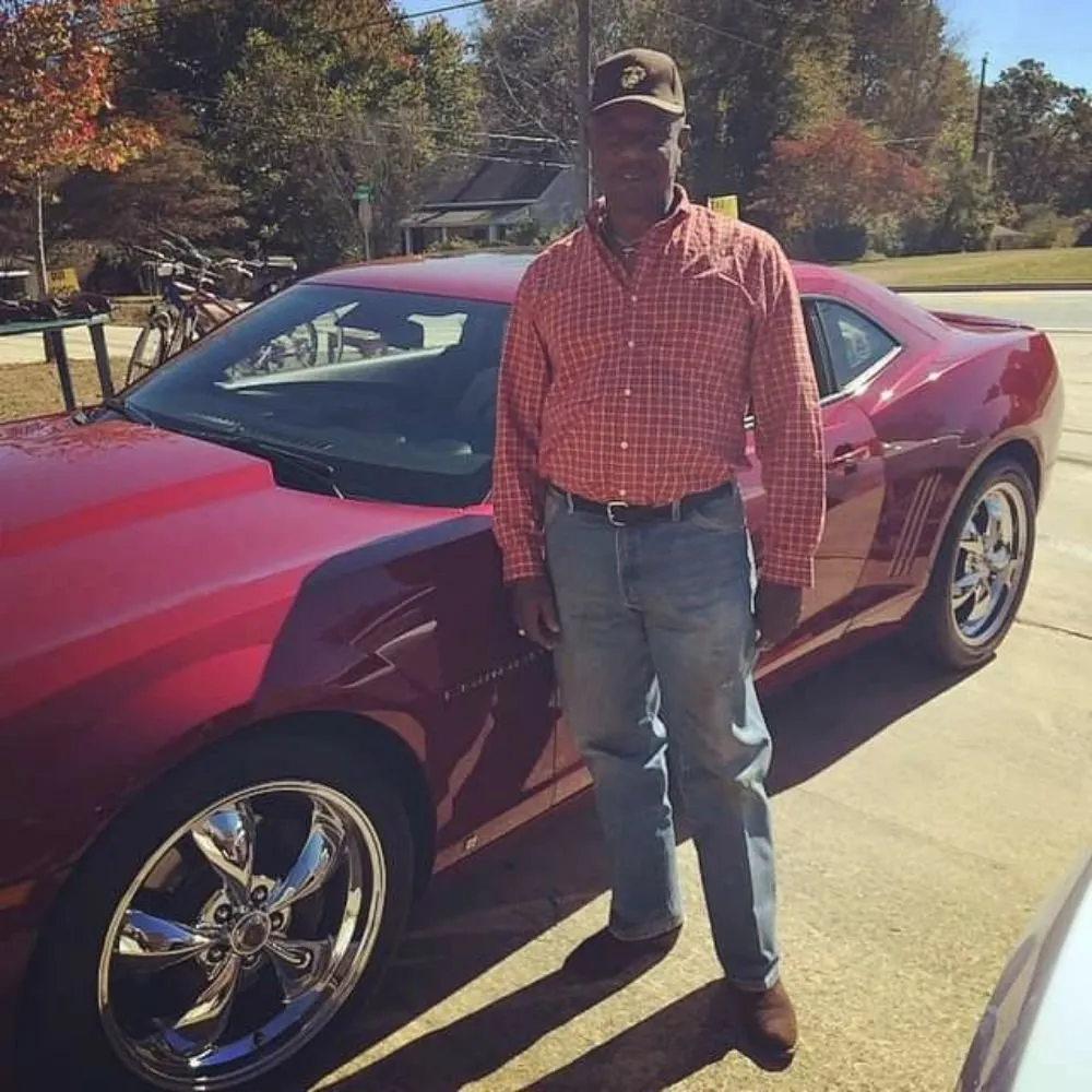 Local lawn care service for residential properties in Newnan, GA by Strozier Lawn Care Services