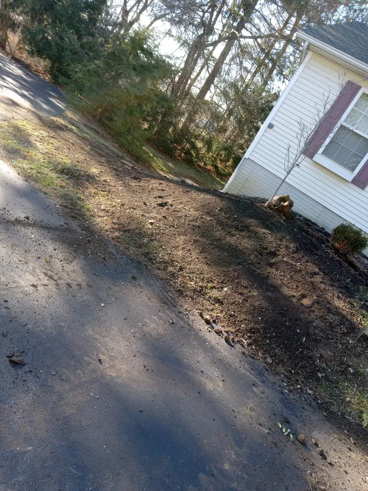 Top-rated lawn mowing service with custom design in Newark, OH by Stuart's A1 from Day1 Lawncare and Landscaping