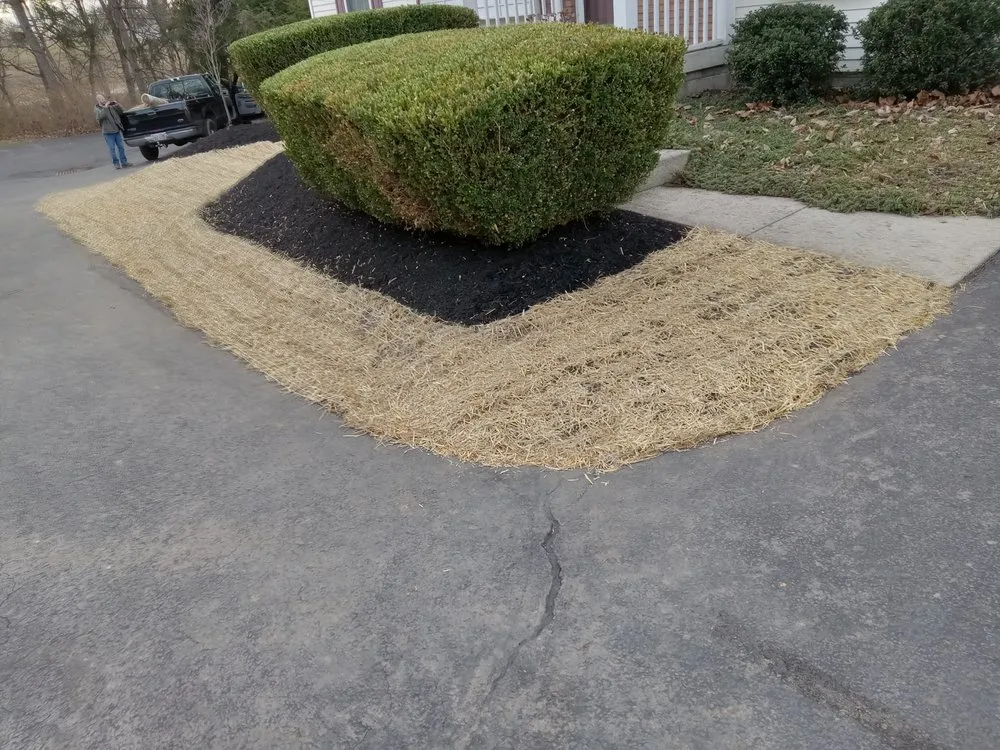 Top-rated garden landscaping in Newark, OH by Stuart's A1 from Day1 Lawncare and Landscaping