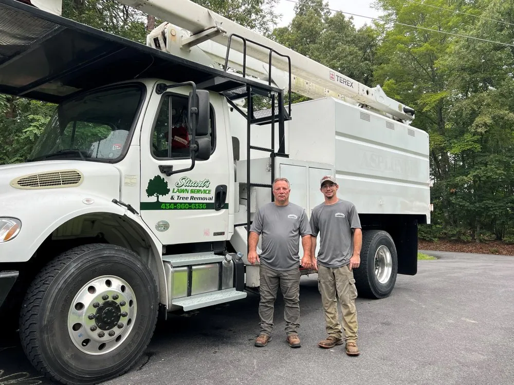 Top-rated lawn care service for homes in Scottsville, VA by Stuart's Lawn and Tree Service