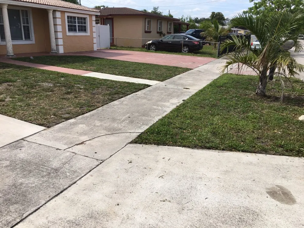 Expert residential landscaping in Miami, FL - Stuckey Lawn and Maintenance
