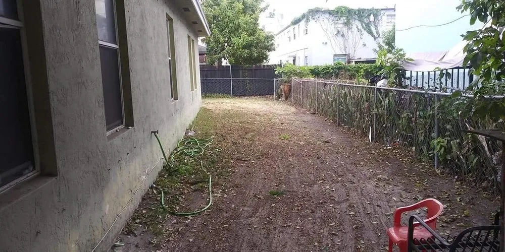 Custom lawn mowing service experts serving Miami, FL - Stuckey Lawn and Maintenance