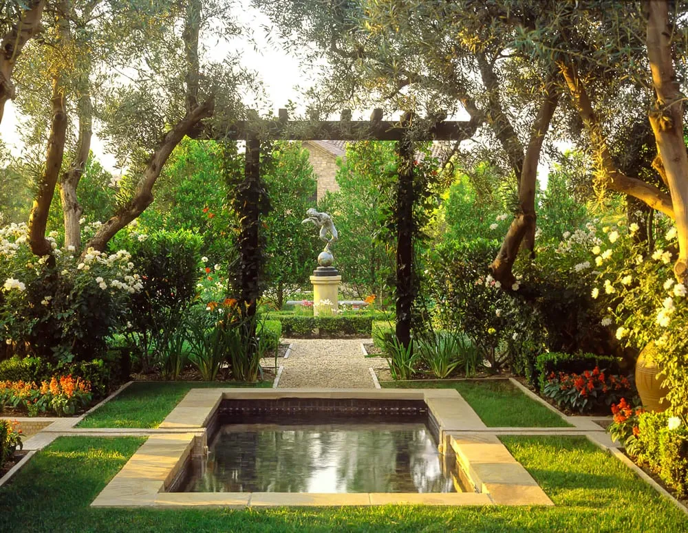 Top-rated lawn mowing service in Los Angeles, CA - Studio H Landscape Architecture