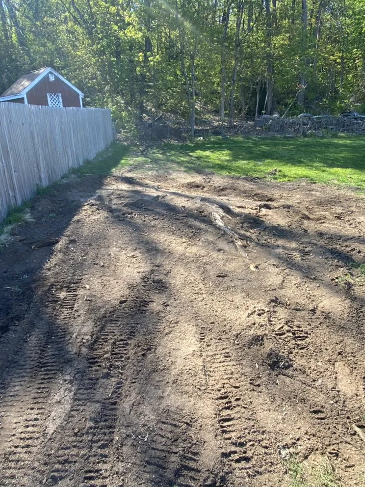 Professional yard cleanup service for homes across Longmeadow, MA - Stump & Grind