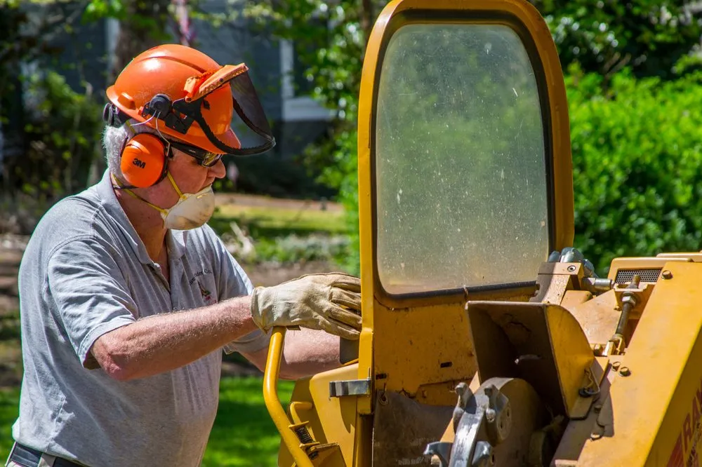 Custom lawn mowing service in Alpharetta, GA - Stump Grinder Company