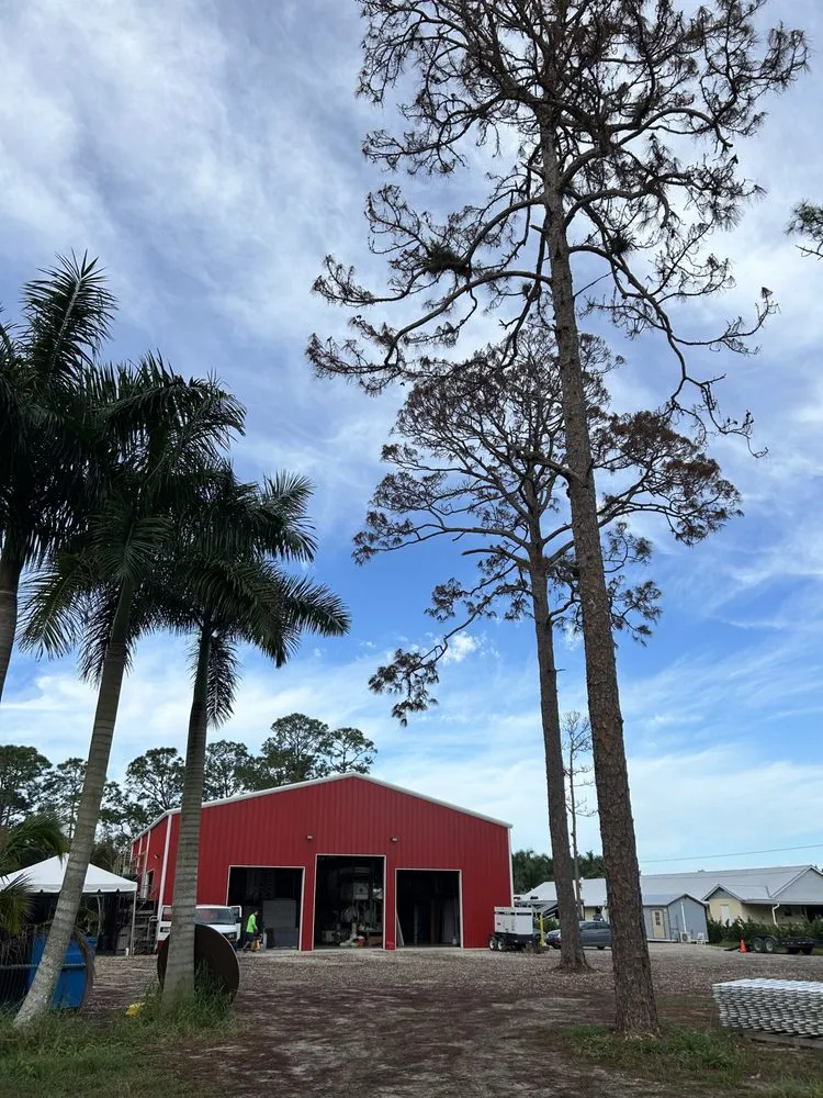 Trusted lawn care service for year-round maintenance across Palm Beach Gardens, FL - Stump It