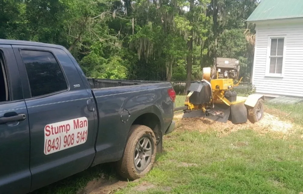 Trusted lawn mowing service in Walterboro, SC by Stump Man
