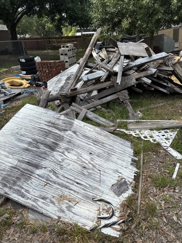 Top-rated garden landscaping in Riverview, FL by Stumped Tree Service