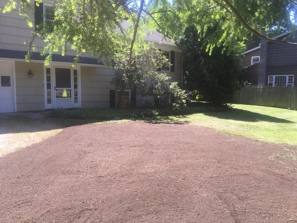 Custom garden landscaping for outdoor upgrades in Trumbull, CT by Stumpers