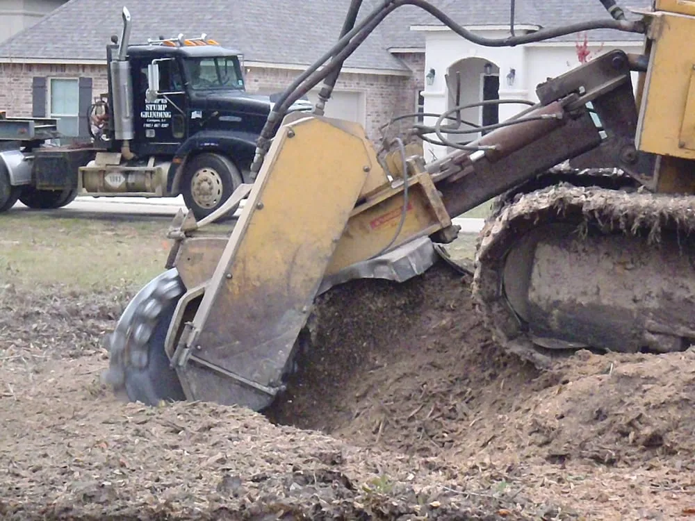 Expert residential landscaping in Covington, LA - Stump'Es Stump Grinding