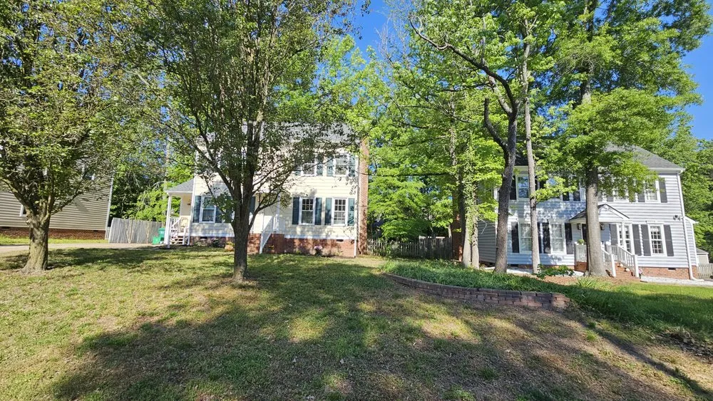 Reliable lawn care service in Henrico, VA by Sturgis Botanical Landscaping