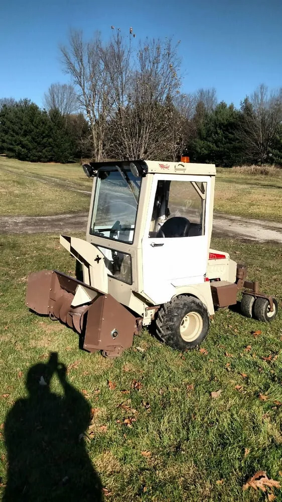 Reliable yard cleanup service experts serving Mentone, IN - Stutzman Services