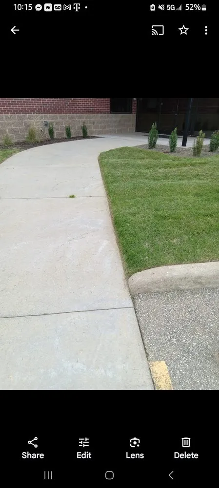 Local lawn care service experts serving South Charleston, WV - Stylez Yard Work