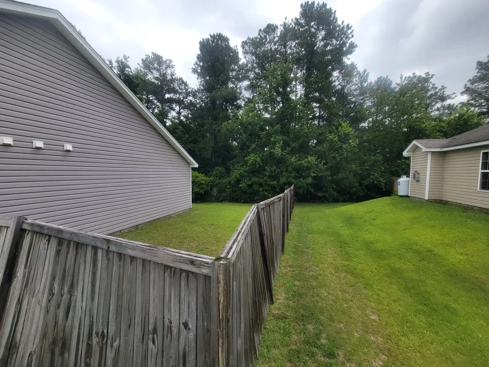 Local lawn mowing service in West Columbia, SC by Sub Shopper Lawn care