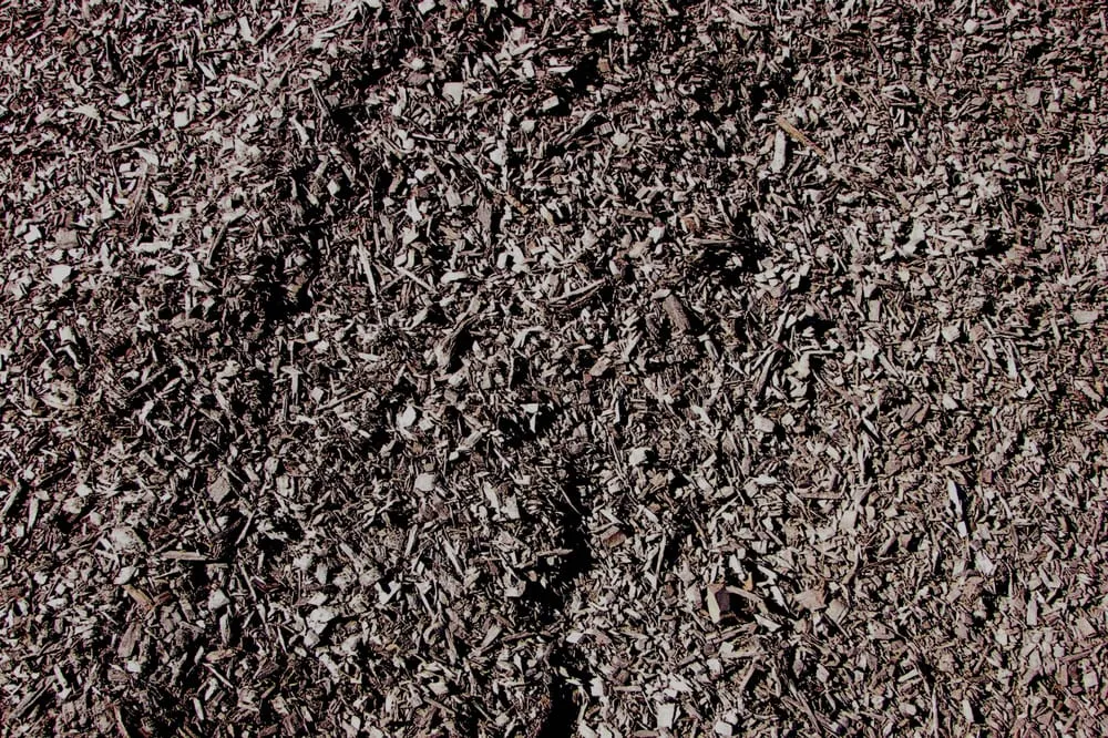 Expert lawn mowing service for homes across Kansas City, MO - Suburban Lawn & Garden - Yard Waste