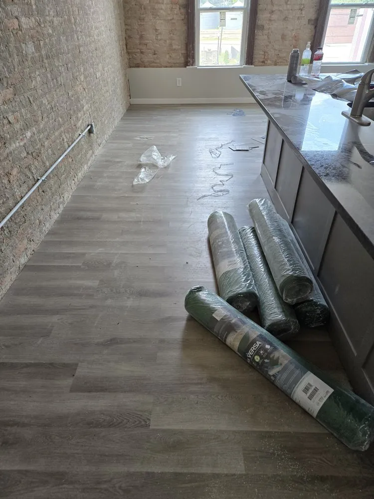 Professional lawn mowing service experts serving Belton, MO - Sudds Services