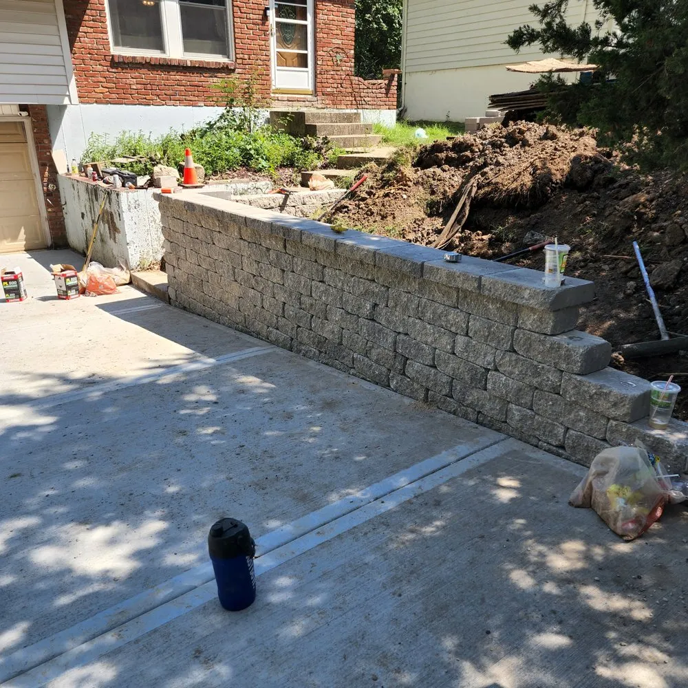 Top-rated outdoor landscaping with custom design in Belton, MO by Sudds Services