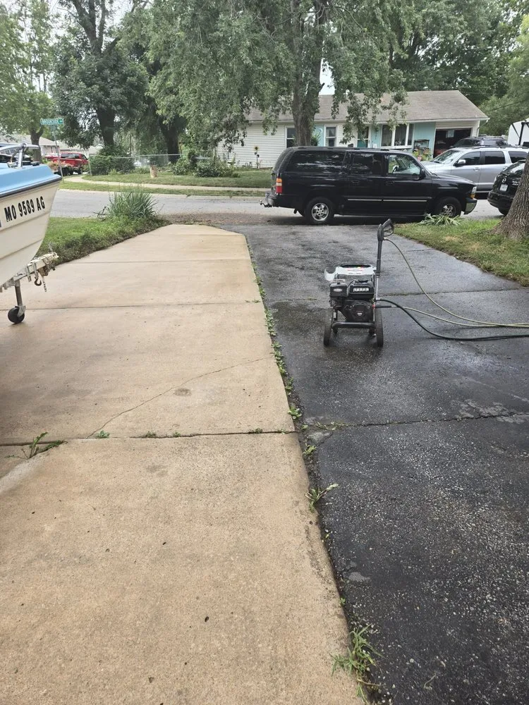 Local lawn care service in Belton, MO - Sudds Services