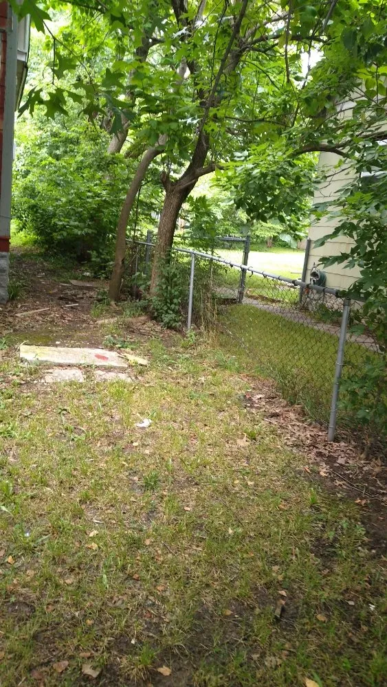 Professional residential landscaping in Joplin, MO - Sue & Joe's Family Mowing