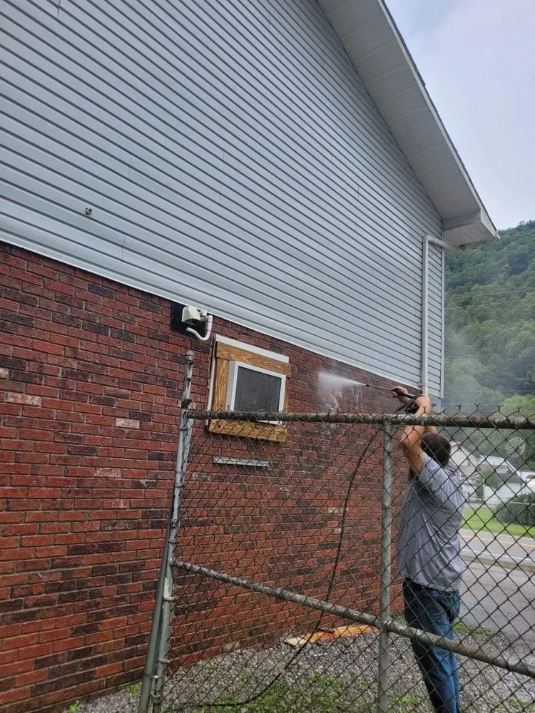 Local outdoor landscaping experts serving Logan, WV - Sue’s Renovations