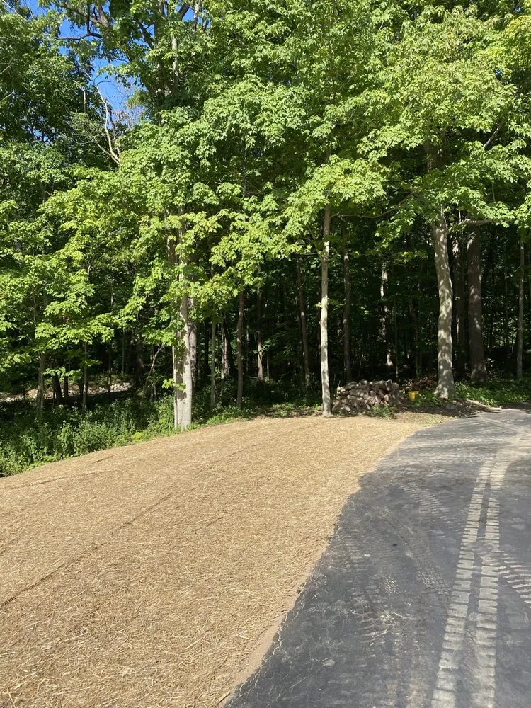 Reliable garden landscaping experts serving Elkhorn, WI - Sugar Creek Landscaping