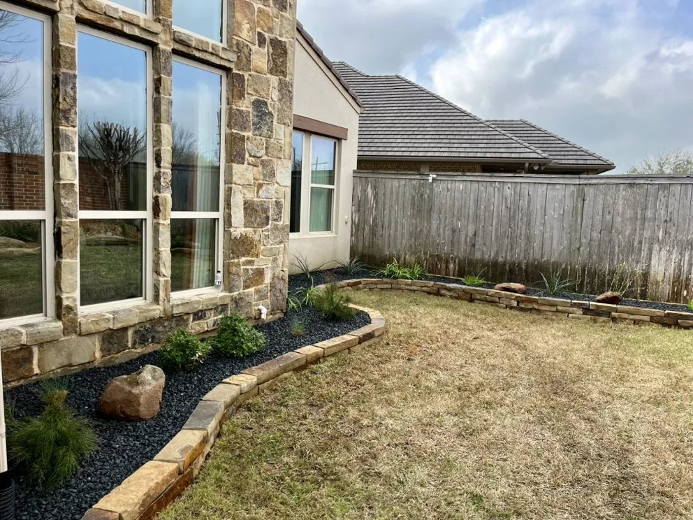 Reliable lawn care service experts serving Sugar Land, TX - Sugar Land Irrigation & Maintenance