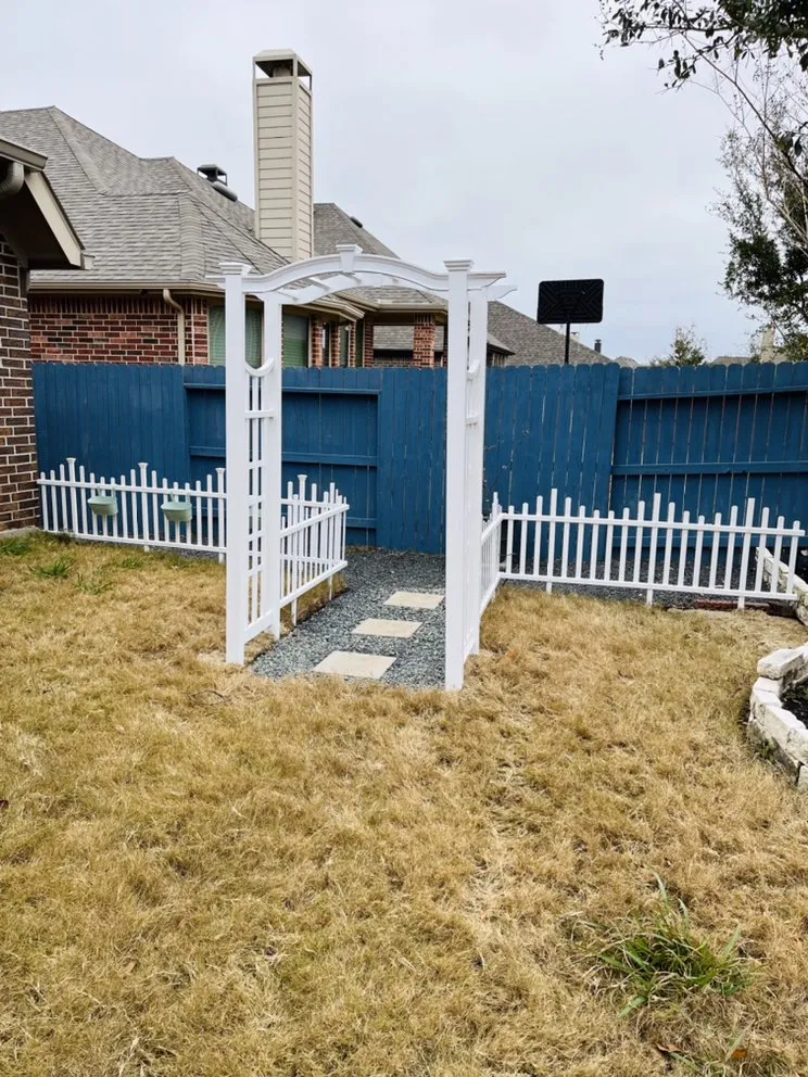 Expert yard cleanup service in Sugar Land, TX - Sugar Land Irrigation & Maintenance