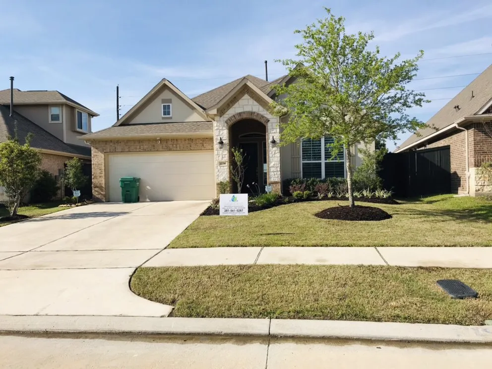 Professional landscape design experts serving Sugar Land, TX - Sugar Land Irrigation & Maintenance