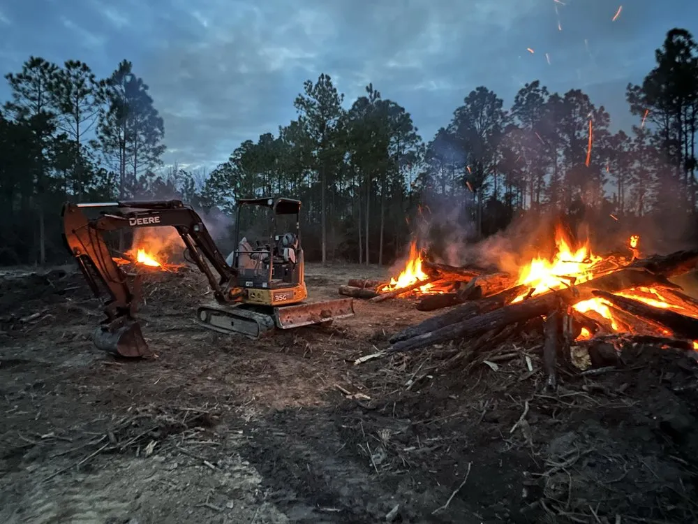 Expert yard cleanup service experts serving Gulf Breeze, FL - Sugar Shores Landscaping