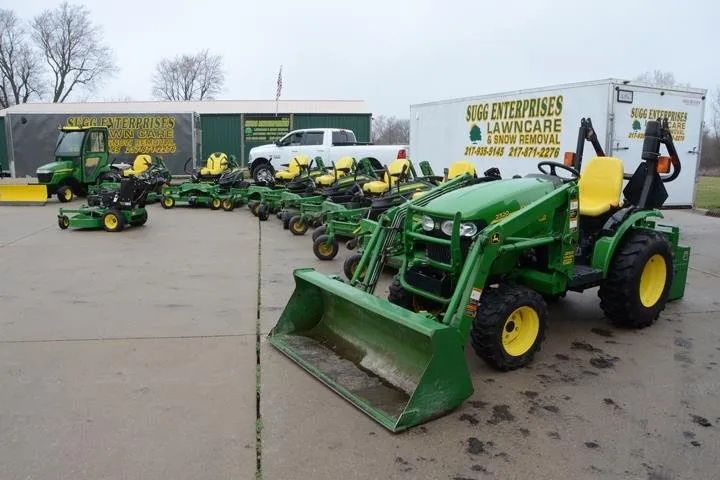 Trusted landscape design for year-round maintenance in Clinton, IL by Sugg Enterprises Lawncare