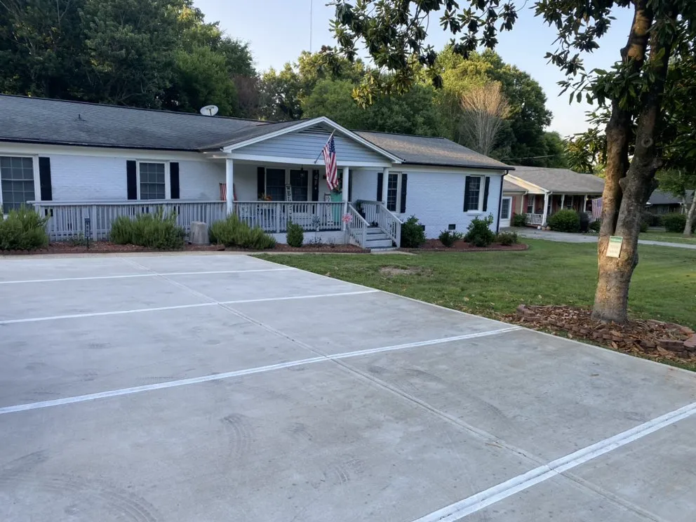 Professional garden landscaping in Charlotte, NC by Suitable Investments