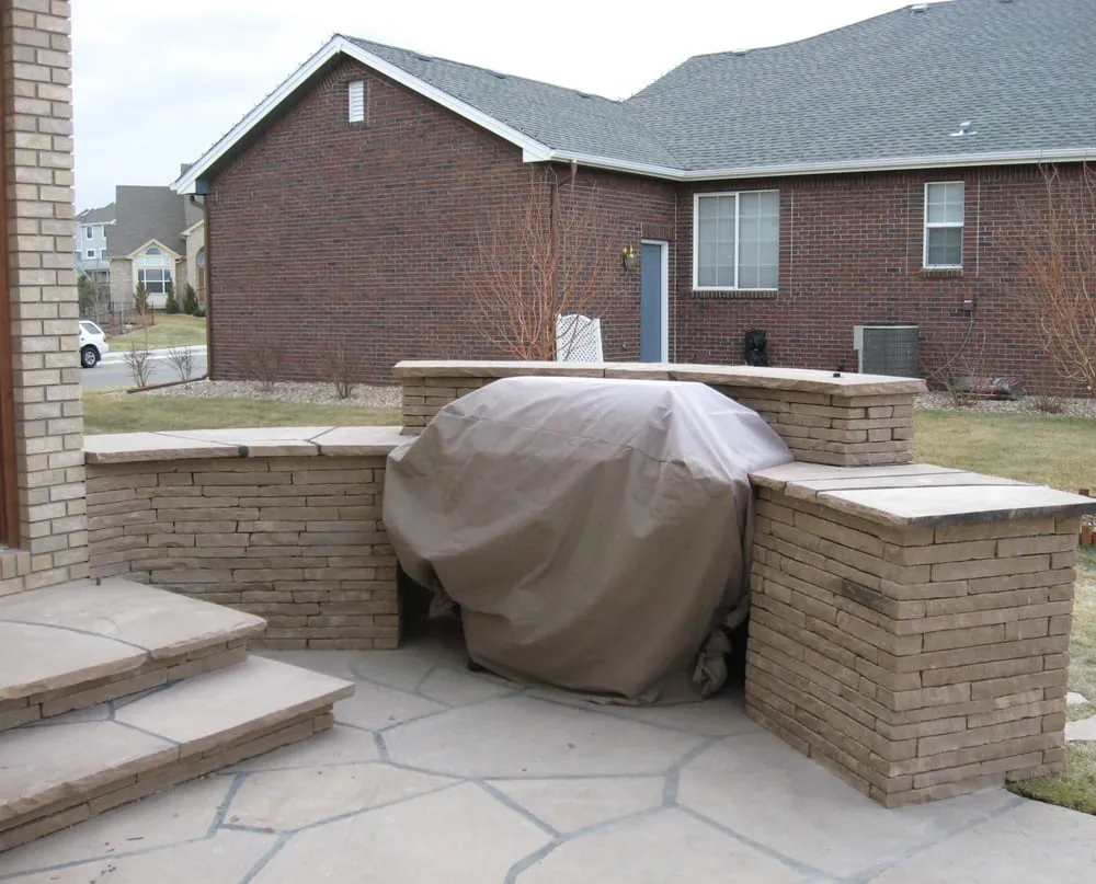 Local yard maintenance for homes across Lakewood, CO - Sulli's Landscaping