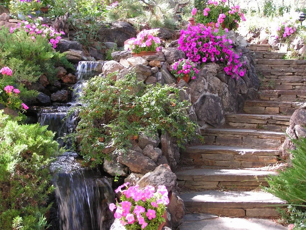 Custom lawn care service in Lakewood, CO by Sulli's Landscaping