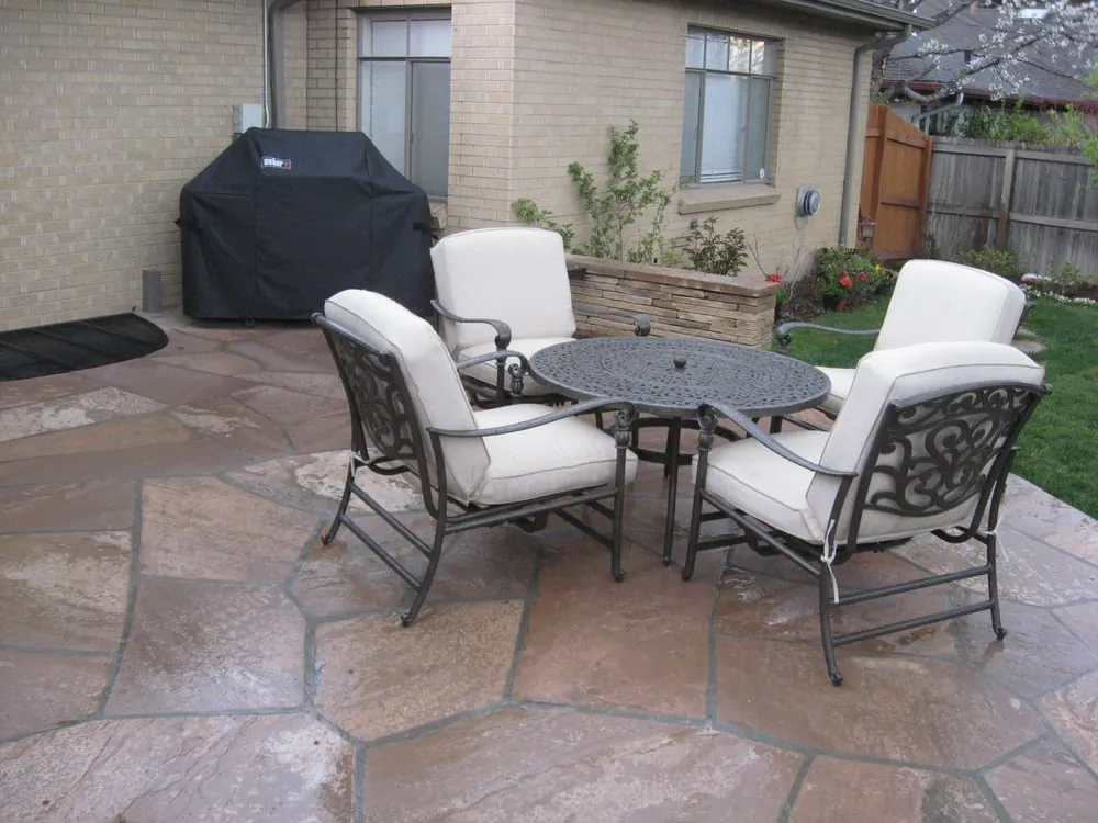 Affordable yard maintenance in Lakewood, CO - Sulli's Landscaping