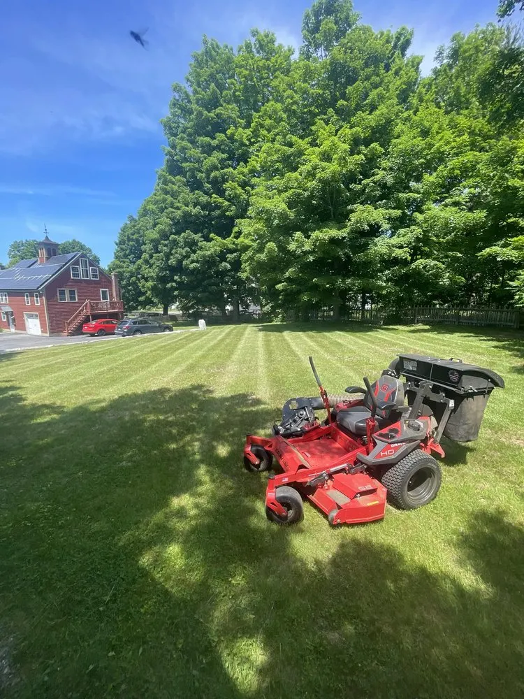 Top-rated garden landscaping in New Ipswich, NH by Sullivan Land Management