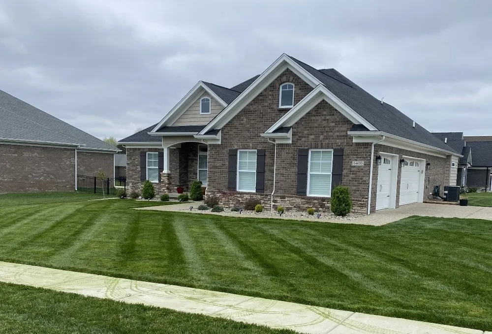 Top-rated yard maintenance for homes across Louisville, KY - Sullivan Outdoor Services